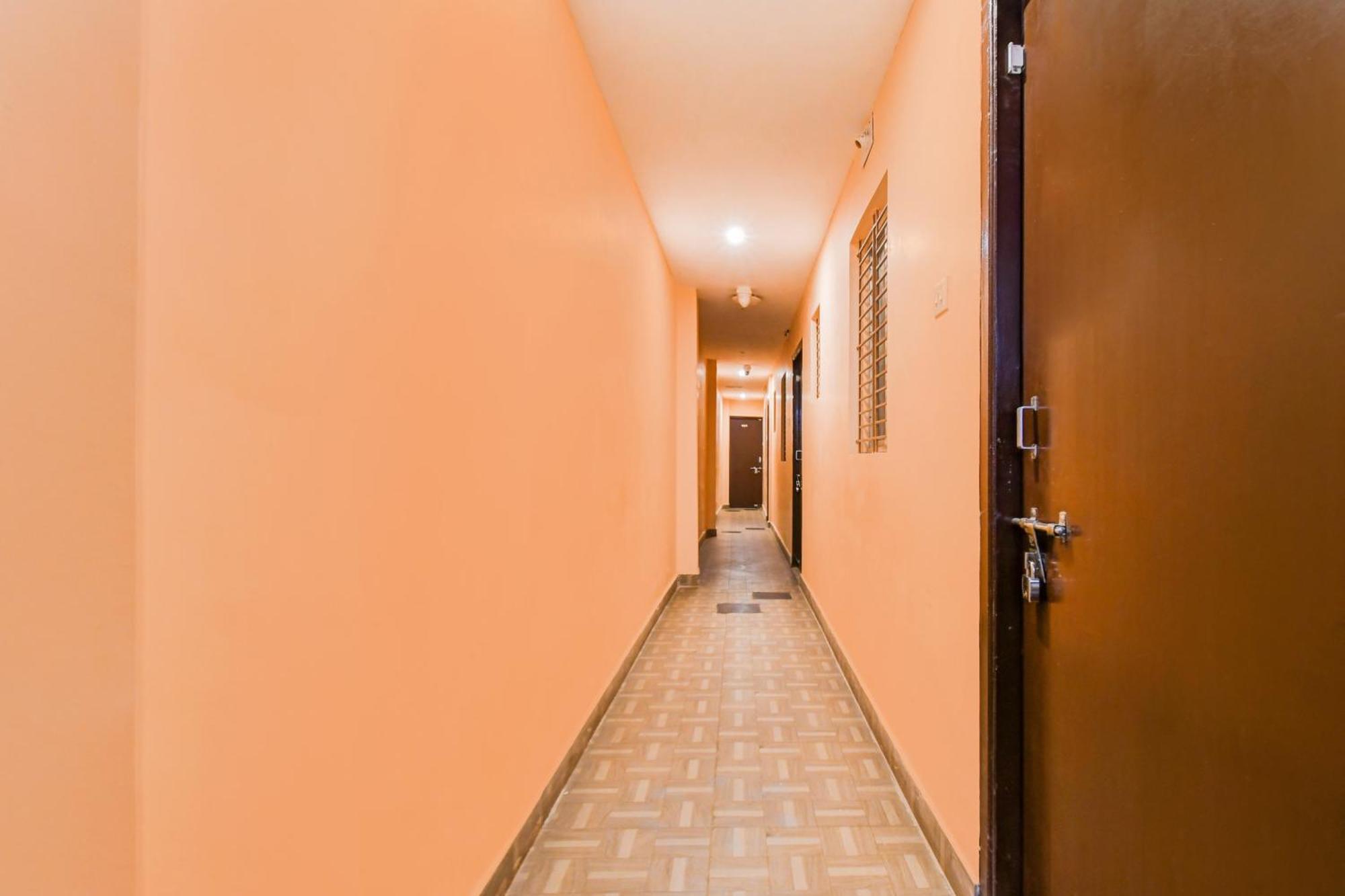 Super Hotel O Dakshin Dwar Formerly Radha Krishna Niwas Puri Εξωτερικό φωτογραφία